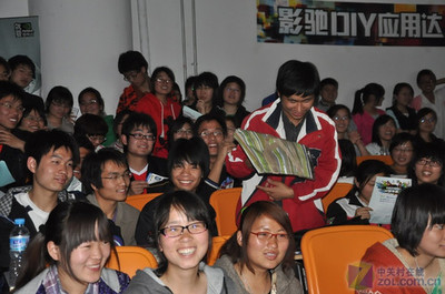 影驰2011校园行 豫财经政法大学站落幕