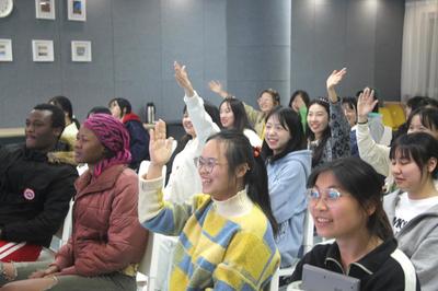 国际学院成功举办外国文化沙龙活动--出国考试解读(SIELE篇)
