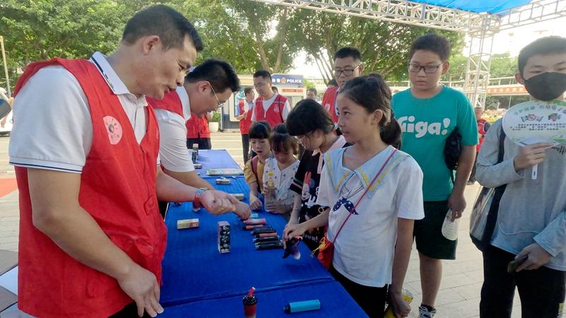 教你识别新型电子烟，控烟从我做起